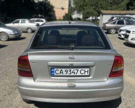 Сірий Опель Астра, об'ємом двигуна 1.69 л та пробігом 300 тис. км за 2600 $, фото 7 на Automoto.ua