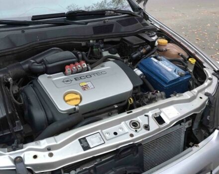 Серый Опель Астра, объемом двигателя 1.4 л и пробегом 400 тыс. км за 2200 $, фото 7 на Automoto.ua