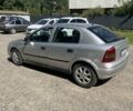 Сірий Опель Астра, об'ємом двигуна 1.69 л та пробігом 300 тис. км за 2600 $, фото 4 на Automoto.ua