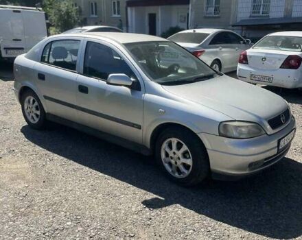 Сірий Опель Астра, об'ємом двигуна 1.69 л та пробігом 300 тис. км за 2600 $, фото 12 на Automoto.ua