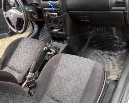 Серый Опель Астра, объемом двигателя 1.7 л и пробегом 300 тыс. км за 2700 $, фото 4 на Automoto.ua