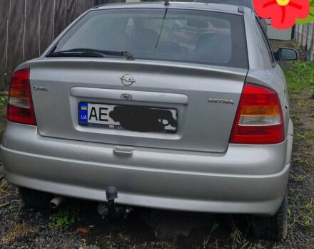 Сірий Опель Астра, об'ємом двигуна 1.7 л та пробігом 327 тис. км за 2500 $, фото 4 на Automoto.ua