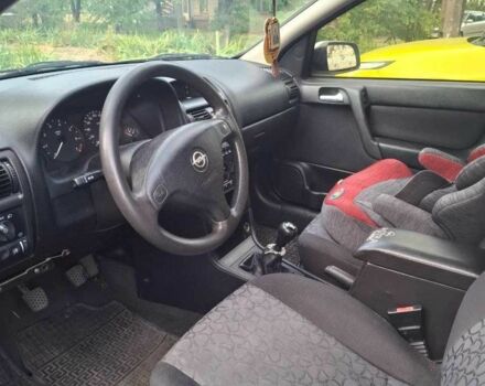 Серый Опель Астра, объемом двигателя 1.6 л и пробегом 2 тыс. км за 1500 $, фото 3 на Automoto.ua