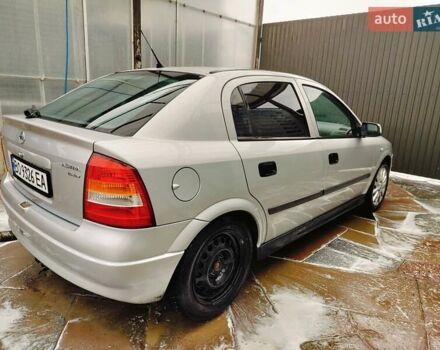 Серый Опель Астра, объемом двигателя 1.6 л и пробегом 268 тыс. км за 3800 $, фото 4 на Automoto.ua