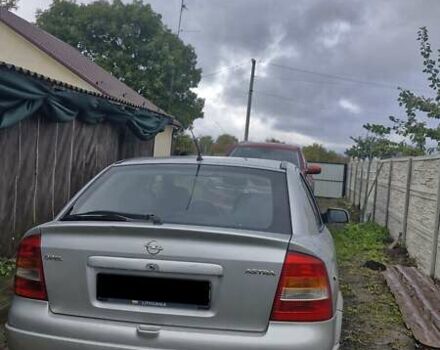 Серый Опель Астра, объемом двигателя 1.69 л и пробегом 327 тыс. км за 2500 $, фото 1 на Automoto.ua