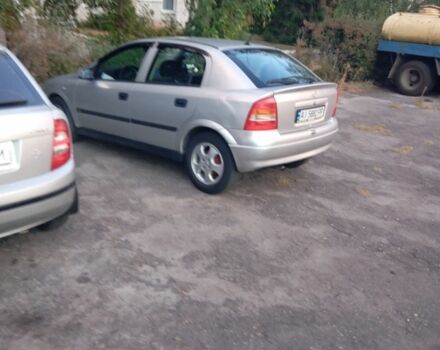 Серый Опель Астра, объемом двигателя 1.6 л и пробегом 337 тыс. км за 1771 $, фото 1 на Automoto.ua