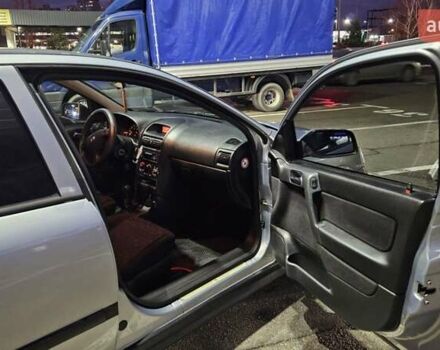 Серый Опель Астра, объемом двигателя 2 л и пробегом 341 тыс. км за 4000 $, фото 7 на Automoto.ua