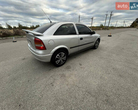 Серый Опель Астра, объемом двигателя 2 л и пробегом 362 тыс. км за 2100 $, фото 2 на Automoto.ua