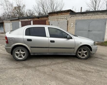 Серый Опель Астра, объемом двигателя 1.7 л и пробегом 350 тыс. км за 1700 $, фото 4 на Automoto.ua