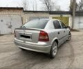 Серый Опель Астра, объемом двигателя 1.7 л и пробегом 350 тыс. км за 1700 $, фото 2 на Automoto.ua