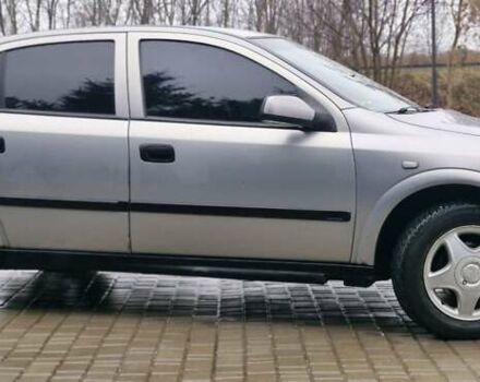 Серый Опель Астра, объемом двигателя 1.7 л и пробегом 170 тыс. км за 1900 $, фото 4 на Automoto.ua