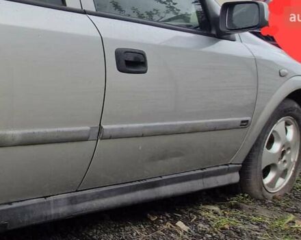 Серый Опель Астра, объемом двигателя 1.69 л и пробегом 327 тыс. км за 2500 $, фото 4 на Automoto.ua