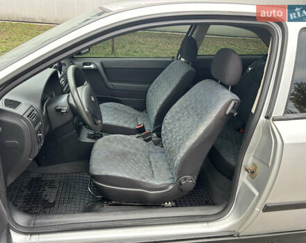 Серый Опель Астра, объемом двигателя 2 л и пробегом 362 тыс. км за 2100 $, фото 16 на Automoto.ua