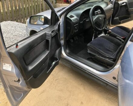 Серый Опель Астра, объемом двигателя 0 л и пробегом 400 тыс. км за 900 $, фото 3 на Automoto.ua