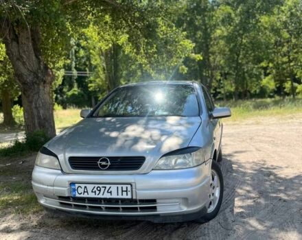 Сірий Опель Астра, об'ємом двигуна 1.8 л та пробігом 398 тис. км за 2400 $, фото 2 на Automoto.ua