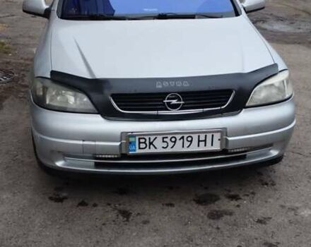 Сірий Опель Астра, об'ємом двигуна 2 л та пробігом 300 тис. км за 3300 $, фото 1 на Automoto.ua