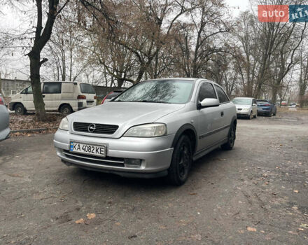 Серый Опель Астра, объемом двигателя 1.6 л и пробегом 257 тыс. км за 3500 $, фото 2 на Automoto.ua