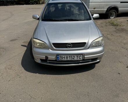 Серый Опель Астра, объемом двигателя 1.6 л и пробегом 301 тыс. км за 3400 $, фото 1 на Automoto.ua
