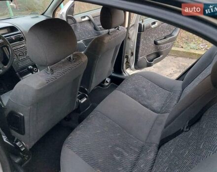 Серый Опель Астра, объемом двигателя 2 л и пробегом 350 тыс. км за 2500 $, фото 7 на Automoto.ua