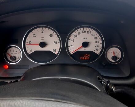 Сірий Опель Астра, об'ємом двигуна 1.7 л та пробігом 305 тис. км за 3700 $, фото 7 на Automoto.ua