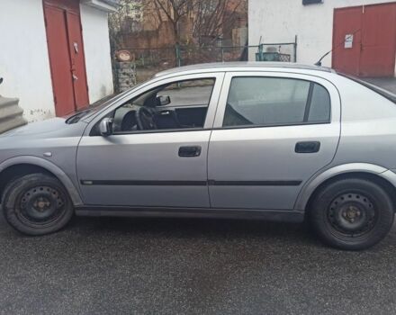 Серый Опель Астра, объемом двигателя 1.6 л и пробегом 214 тыс. км за 3400 $, фото 1 на Automoto.ua