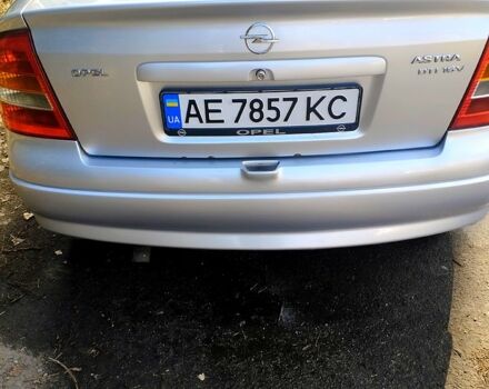 Сірий Опель Астра, об'ємом двигуна 2 л та пробігом 286 тис. км за 3200 $, фото 4 на Automoto.ua