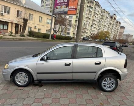 Серый Опель Астра, объемом двигателя 1.7 л и пробегом 300 тыс. км за 899 $, фото 5 на Automoto.ua