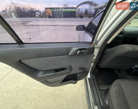 Сірий Опель Астра, об'ємом двигуна 1.6 л та пробігом 256 тис. км за 2200 $, фото 9 на Automoto.ua
