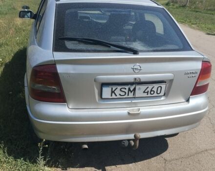 Серый Опель Астра, объемом двигателя 1.6 л и пробегом 200 тыс. км за 1919 $, фото 6 на Automoto.ua