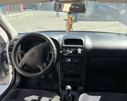 Сірий Опель Астра, об'ємом двигуна 1.69 л та пробігом 344 тис. км за 4450 $, фото 15 на Automoto.ua