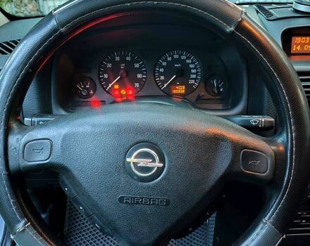 Серый Опель Астра, объемом двигателя 1.6 л и пробегом 180 тыс. км за 4730 $, фото 7 на Automoto.ua