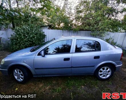 Серый Опель Астра, объемом двигателя 1.6 л и пробегом 180 тыс. км за 4730 $, фото 1 на Automoto.ua