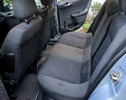 Серый Опель Астра, объемом двигателя 1.6 л и пробегом 180 тыс. км за 4730 $, фото 5 на Automoto.ua