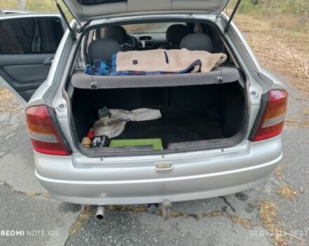 Серый Опель Астра, объемом двигателя 1.6 л и пробегом 230 тыс. км за 3450 $, фото 13 на Automoto.ua