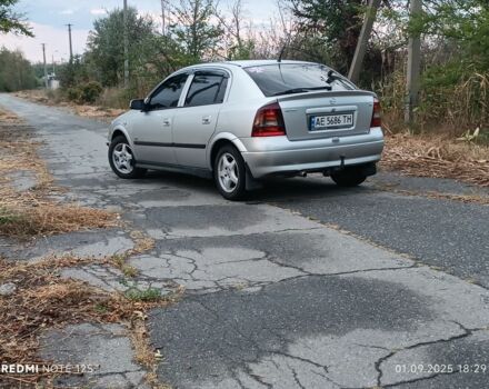 Серый Опель Астра, объемом двигателя 1.6 л и пробегом 230 тыс. км за 3450 $, фото 1 на Automoto.ua