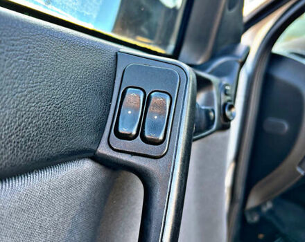 Серый Опель Астра, объемом двигателя 1.6 л и пробегом 110 тыс. км за 2800 $, фото 34 на Automoto.ua