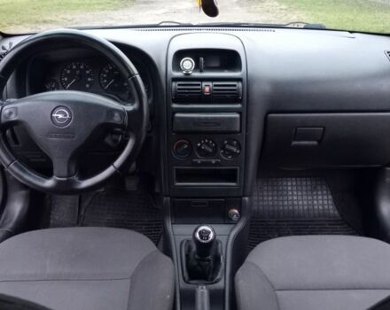 Серый Опель Астра, объемом двигателя 1.6 л и пробегом 300 тыс. км за 1950 $, фото 7 на Automoto.ua