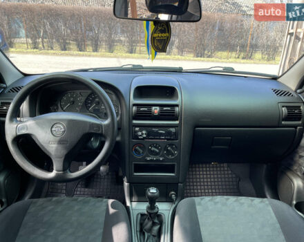 Сірий Опель Астра, об'ємом двигуна 1.6 л та пробігом 222 тис. км за 3000 $, фото 11 на Automoto.ua