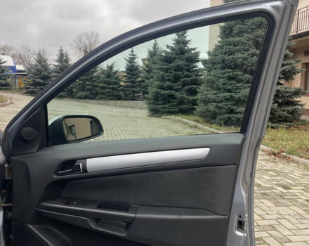 Сірий Опель Астра, об'ємом двигуна 1.36 л та пробігом 271 тис. км за 3870 $, фото 79 на Automoto.ua