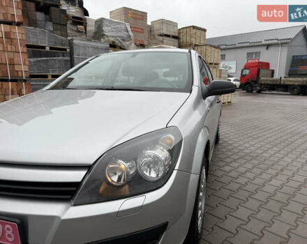 Серый Опель Астра, объемом двигателя 1.6 л и пробегом 168 тыс. км за 5100 $, фото 4 на Automoto.ua