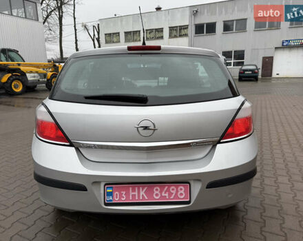Серый Опель Астра, объемом двигателя 1.6 л и пробегом 168 тыс. км за 5100 $, фото 13 на Automoto.ua