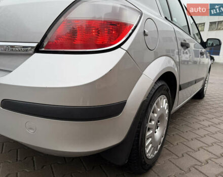 Серый Опель Астра, объемом двигателя 1.6 л и пробегом 168 тыс. км за 5100 $, фото 16 на Automoto.ua