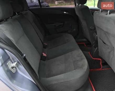 Серый Опель Астра, объемом двигателя 1.6 л и пробегом 188 тыс. км за 4500 $, фото 22 на Automoto.ua