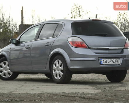 Серый Опель Астра, объемом двигателя 1.6 л и пробегом 188 тыс. км за 4500 $, фото 6 на Automoto.ua