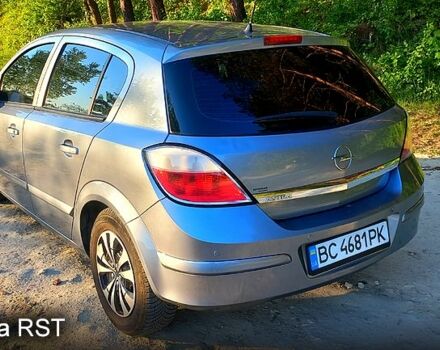 Серый Опель Астра, объемом двигателя 1.4 л и пробегом 220 тыс. км за 3900 $, фото 1 на Automoto.ua
