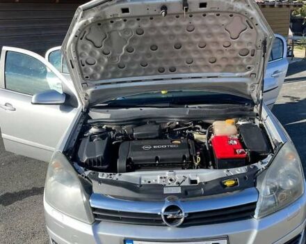 Серый Опель Астра, объемом двигателя 1.6 л и пробегом 279 тыс. км за 4550 $, фото 22 на Automoto.ua