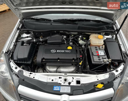 Серый Опель Астра, объемом двигателя 1.6 л и пробегом 168 тыс. км за 5100 $, фото 52 на Automoto.ua