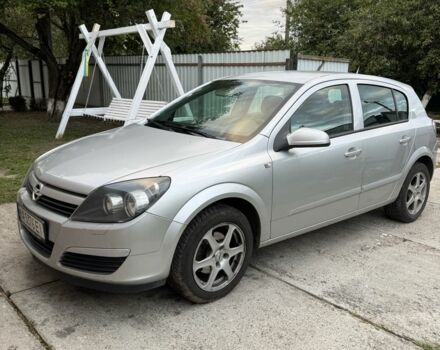 Серый Опель Астра, объемом двигателя 1.6 л и пробегом 270 тыс. км за 4400 $, фото 1 на Automoto.ua