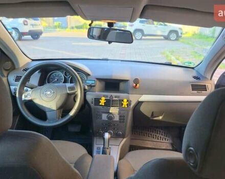 Серый Опель Астра, объемом двигателя 1.8 л и пробегом 167 тыс. км за 6000 $, фото 18 на Automoto.ua