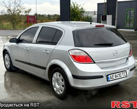 Опель Астра 2004 в Новом Буге на Automoto.ua Серый Опель Астра, объемом двигателя 1.4 л и пробегом 215 тыс. км за 3900 $, фото 5 на Automoto.ua